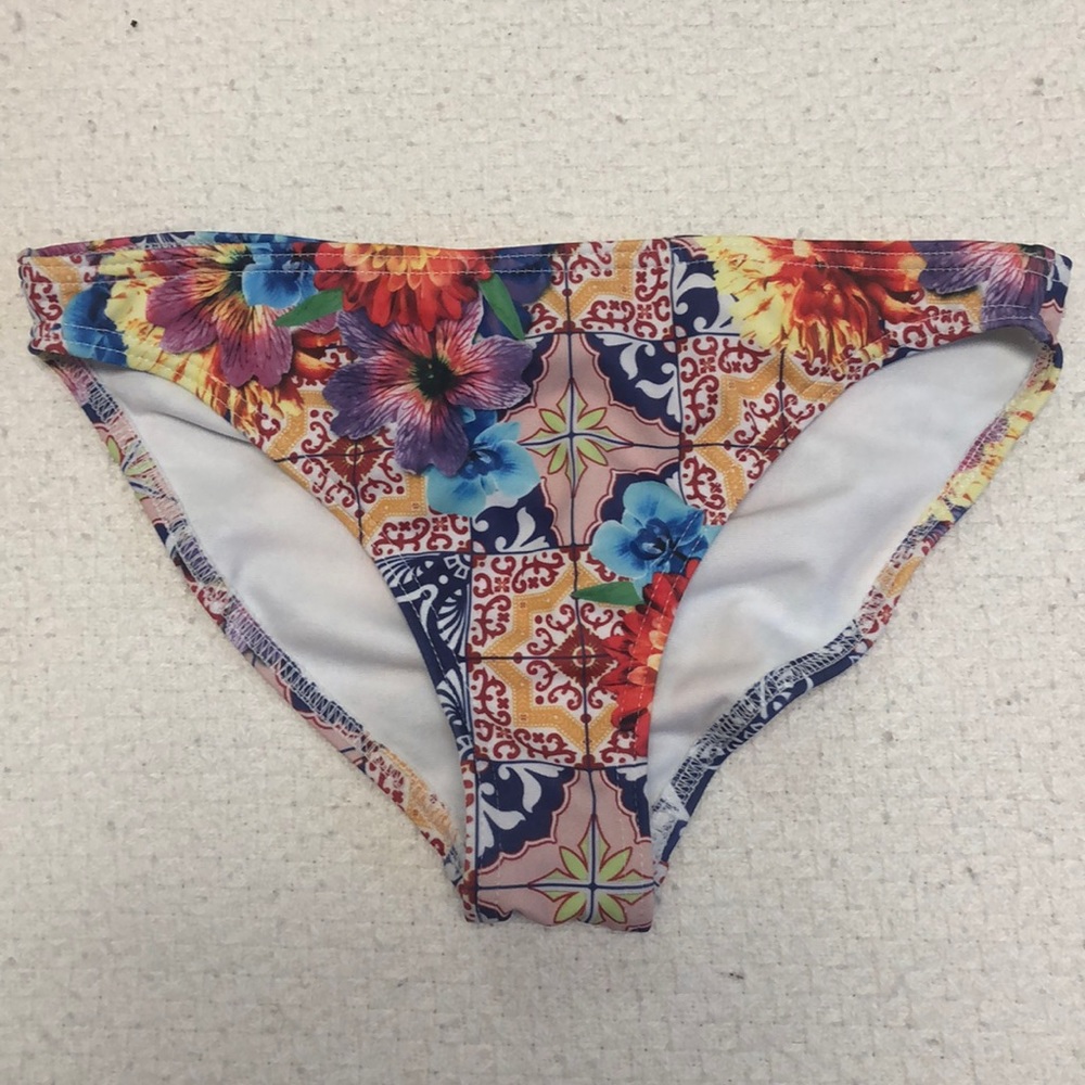 ASOS swim bikini scrunch bottoms.